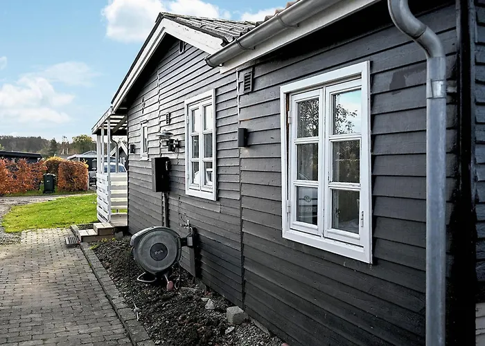 1 Bedroom Beautiful In